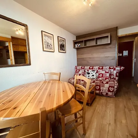 T2 5 Pers, Skis Aux Pieds, Balcon, Ascenseur - Vallandry - Fr-1-757-110 *